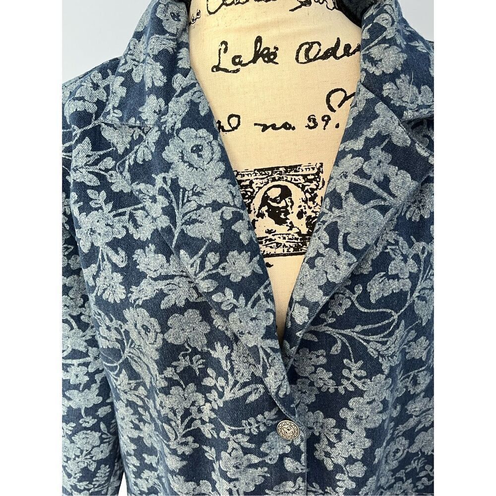 Retro Tudor Court Women’s L Blue Floral Button Up Denim Blazer - Picture 2 of 9